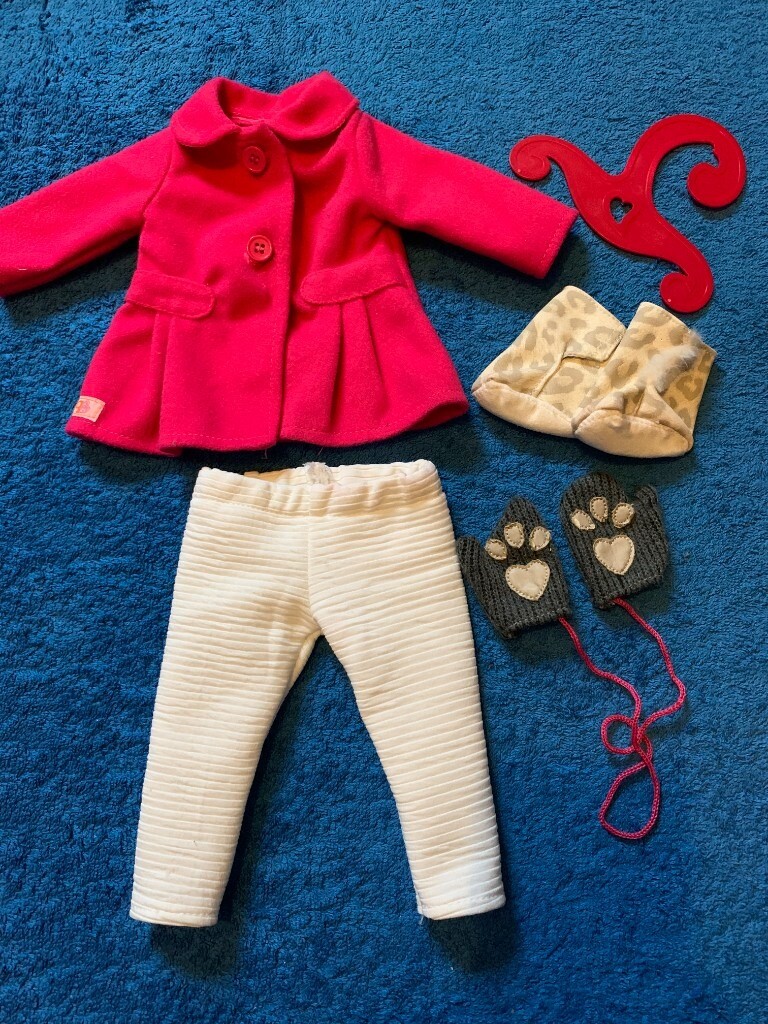 Snow Sweet Winter Clothes Set IP1 